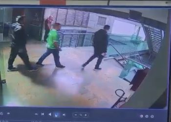 Ex profesor del Sena pedido en extradición por pornografía Infantil murió al  lanzarse de un tercer piso en la Fiscalía