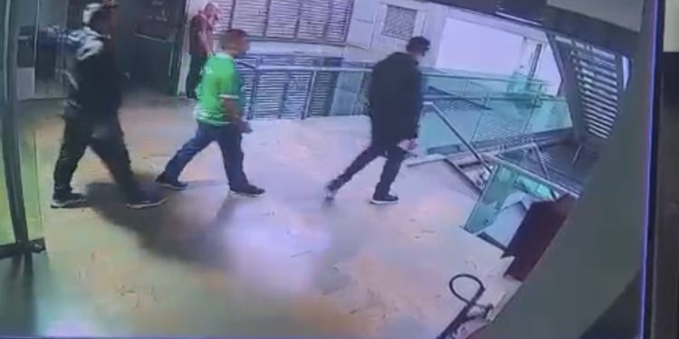 Ex profesor del Sena pedido en extradición por pornografía Infantil murió al  lanzarse de un tercer piso en la Fiscalía