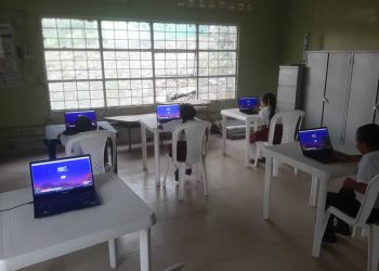 Ecopetrol y Computadores para Educar entregaron computadores en diferentes colegios del país.