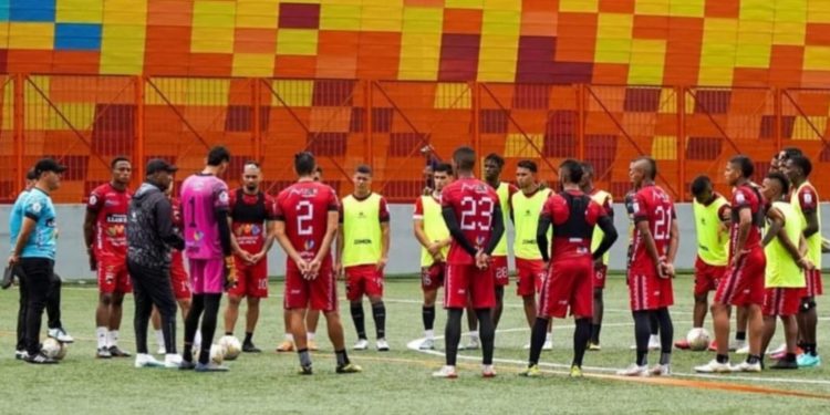 Llaneros FC buscará los primeros tres puntos del cuadrangular como visitante.