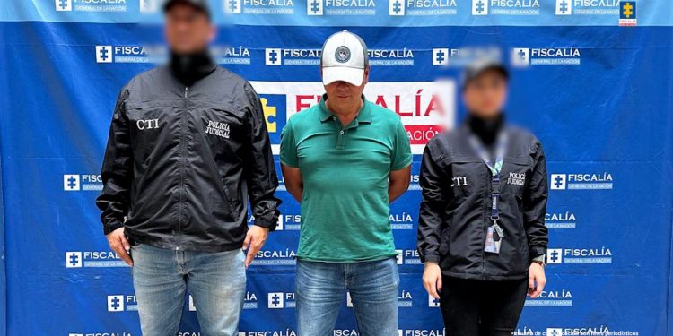 Envían a la cárcel a presunto asesino del productor musical Dr. Velásquez