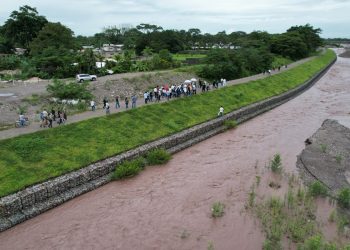Gobernadora del Meta entregó dique del río Guatiquía en Villavicencio