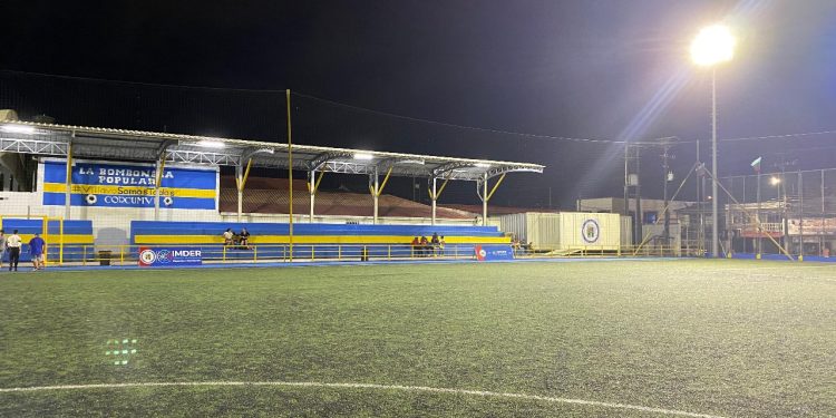 Cancha “la bombonera” ahora cuenta con iluminación de categoría internacional