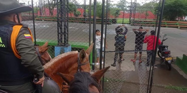 513 comparendos por infracciones como porte ilegal de armas blancas en Villavicencio