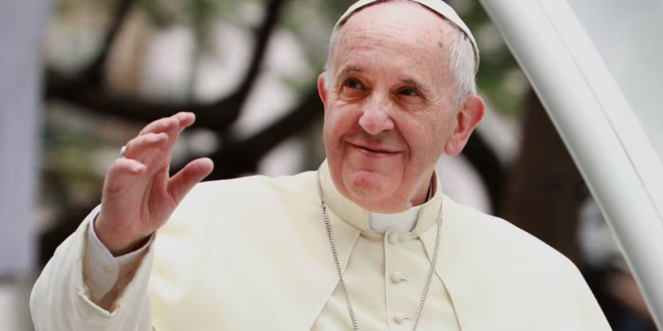 El Papa Francisco alerta sobre tentaciones ideológicas y «populistas» durante visita en Trieste, Italia