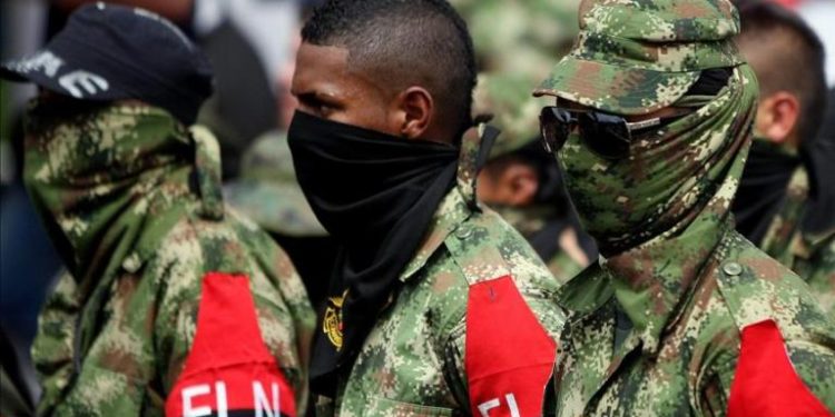 Bloqueo del ELN en Chocó genera alarma por posible falta de alimentos y medicina