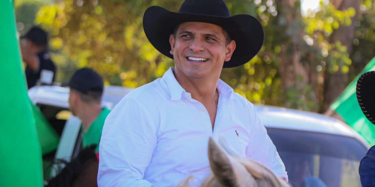 «El transporte escolar ha sido contratado con transparencia, imparcialidad y objetividad»: Cesar Ortíz Zorro