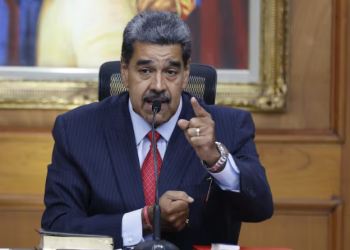 Maduro amenaza con «más patrullajes» en Venezuela, luego de marchas en su contra