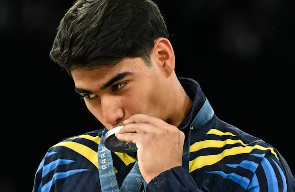 ¡Ángel Barajas gana medalla de plata! Histórica presentación en gimnasia artística