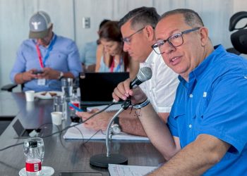 Alcalde Alexander Baquero devuelve la función de control urbanístico a inspectores y corregidores