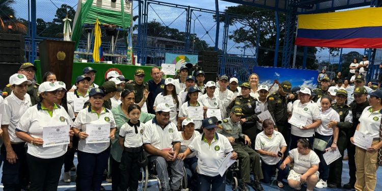 La Policía comunitaria llega a reforzar la seguridad en la comuna 10