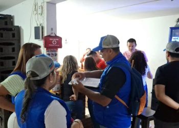 Un local suspendido temporalmente y vehículos inmovilizados en operativos nocturnos