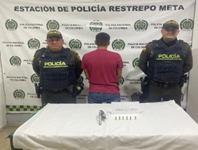 La Policía capturó en el municipio de Restrepo a un hombre por porte ilegal de armas de fuego
