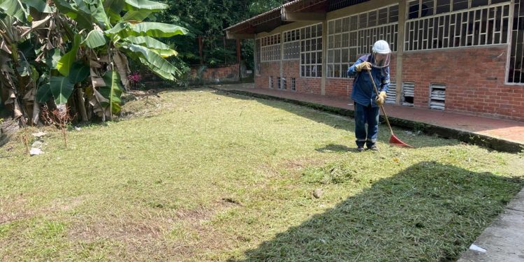 Colegio Guillermo Niño Medina beneficiado con trabajos