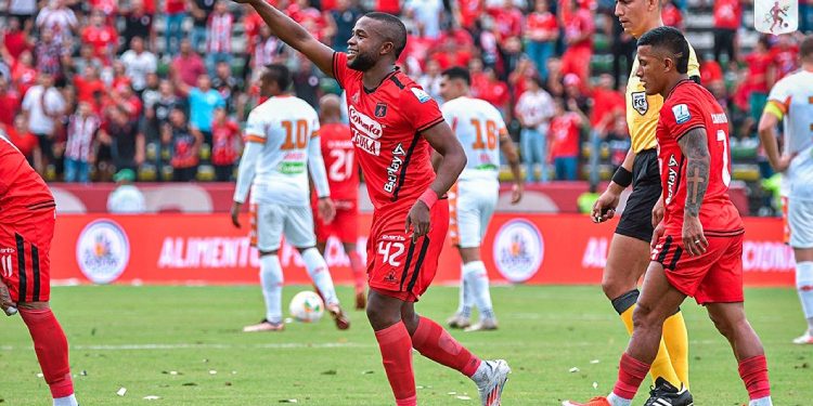 Alcalde de Villavicencio le ofrece un estadio al América de Cali para disputar partidos