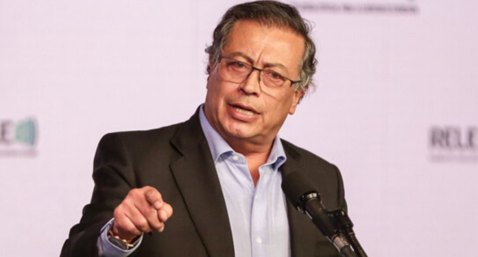 Petro anuncia cierre del proceso de paz con el ELN