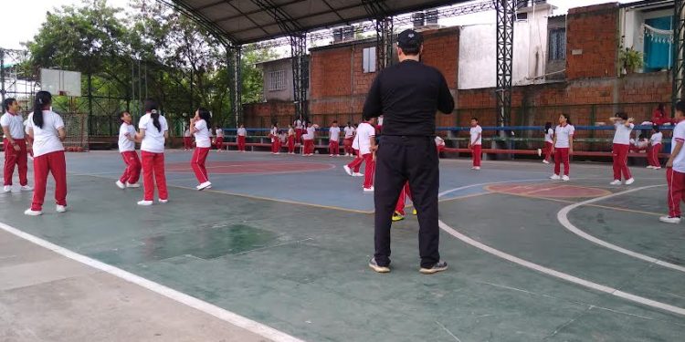Docentes de Villavicencio evaluarán el impacto de la violencia en la salud mental estudiantil