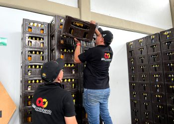 Más de 25 mil botellas de cerveza de contrabando fueron incautadas en Puerto Concordia.