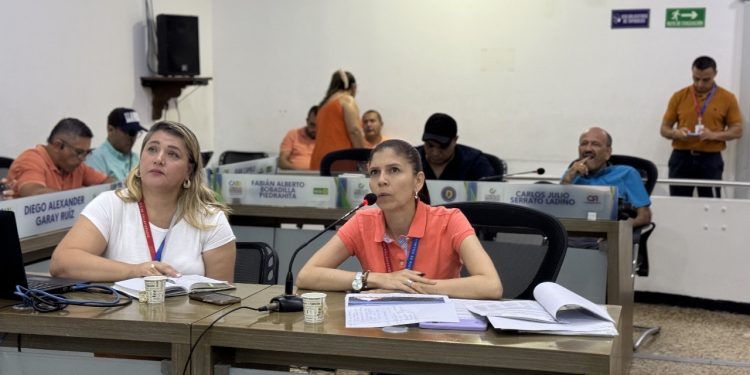 Alcalde recibe autorización del Concejo Municipal