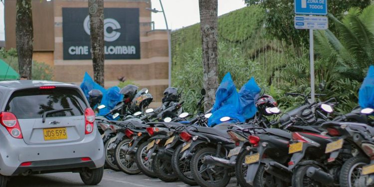 Entran en operación 10 zonas de permitido parqueo en Villavicencio