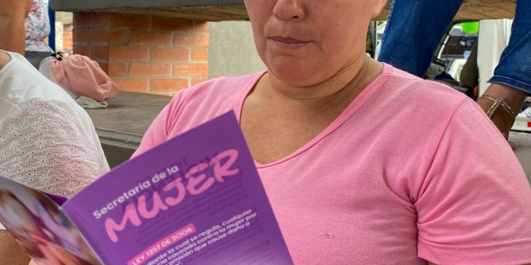 Lucha contra el feminicidio se fortalece con campañas preventivas y acompañamiento a mujeres amenazadas