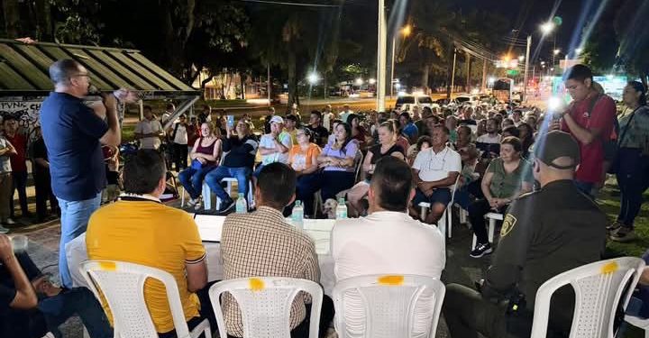 Socializan construcción de CAI de Policía
