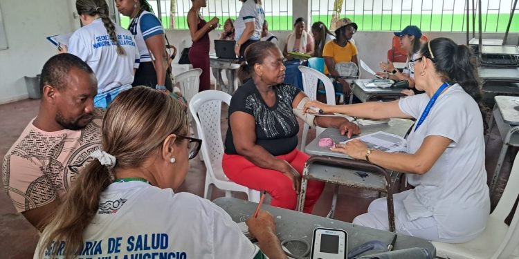 Población afrocolombiana recibe atención en salud
