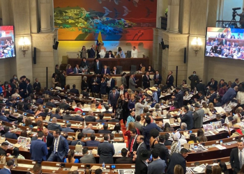 La reforma a la salud sigue enredada en la Cámara: el Gobierno no logra su agendamiento