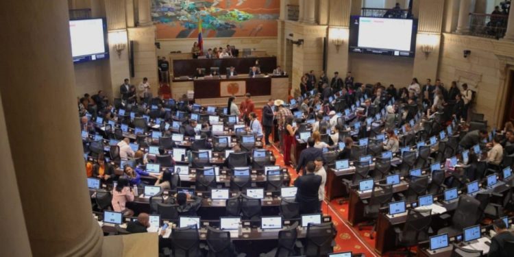 Nueva reforma a la salud correría similar suerte que la anterior; discusión se aplazaría en el Congreso