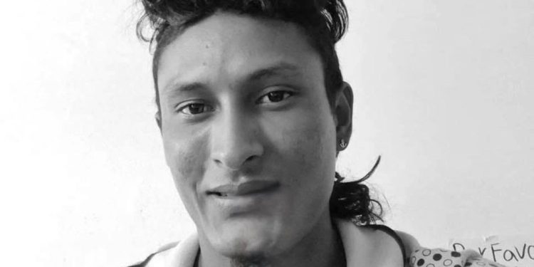 Hombres armados asesinan a joven de 29 años