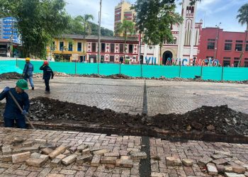 Continún los trabajos para mejorar la Plaza Los Libertadores en Villavicencio