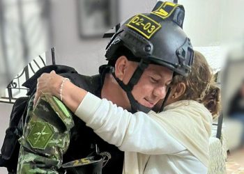 El Ejército colombiano rescata a 17 personas secuestradas en Villavicencio