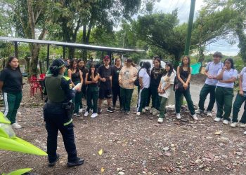 70 jóvenes se capacitan como guardianes del turismo