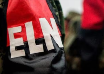Eln confirma secuestro de dos policías en Arauca y advierte consecuencias si intentan rescatarlos